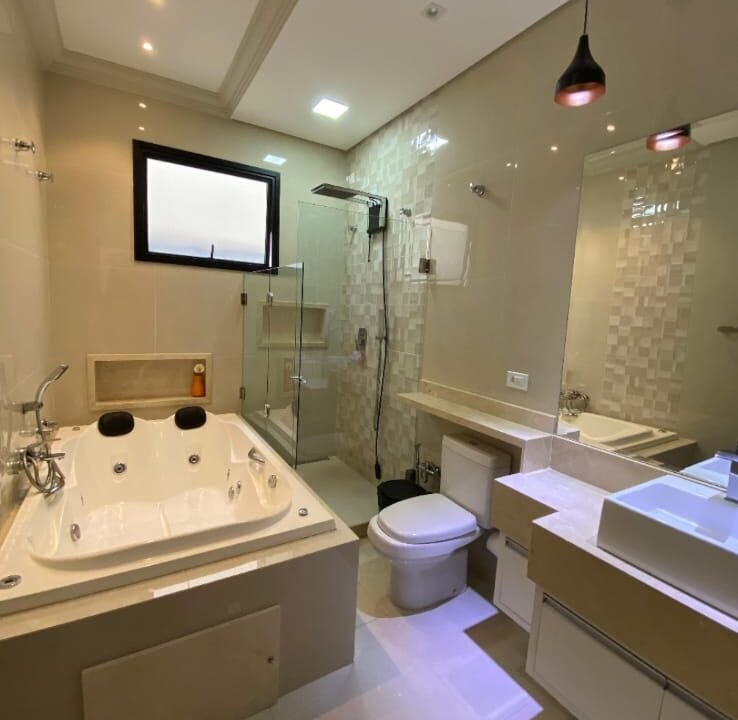 WhatsApp Image 2025-11-09 at 17.35.18 (1)