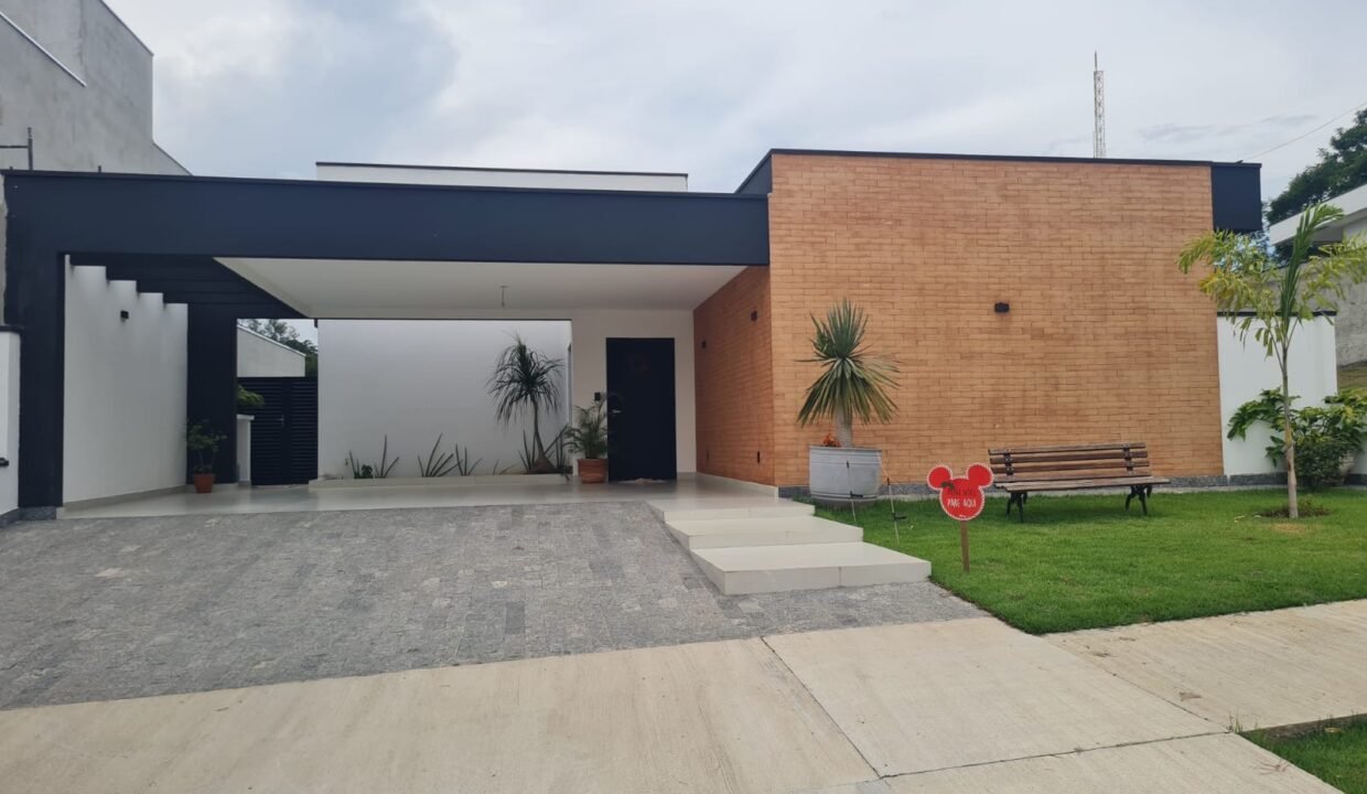 2cbcfb4c-b899-4fd2-a6cd-d151e4737ab0