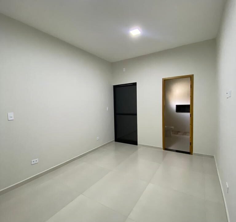 WhatsApp Image 2026-02-08 at 23.11.45