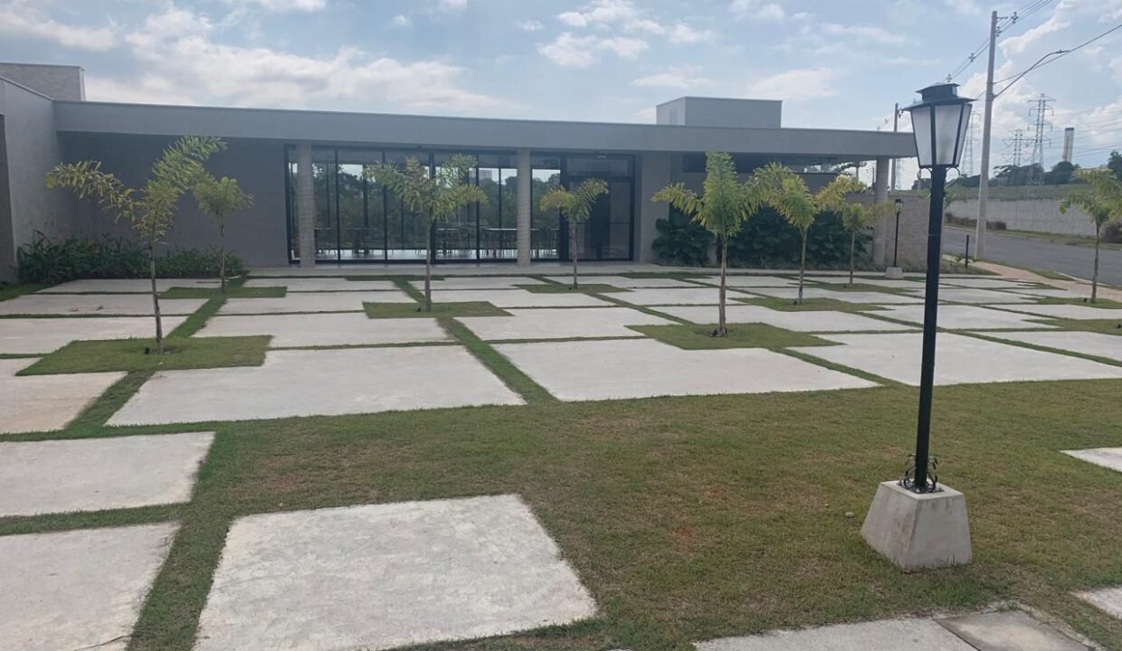 WhatsApp Image 2026-02-08 at 23.19.45 (1)